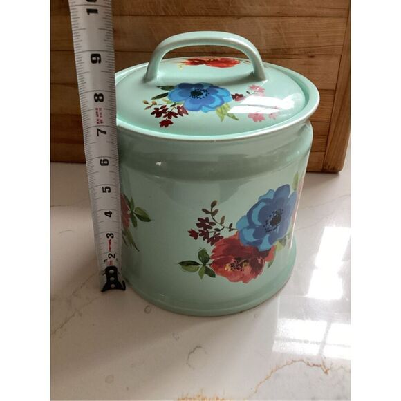 Pioneer Woman Melody Stoneware Onion Keeper 7.8” - Picture 8 of 9